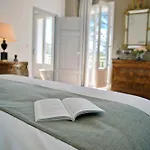Le Chateau De La Seigne I Et D'hotes I Pres De Carcassonne Couette-café Villemoustaussou