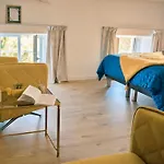 Le Chateau De La Seigne I Et D'hotes I Pres De Carcassonne Couette-café Villemoustaussou