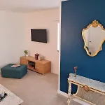 Le Chateau De La Seigne I Et D'hotes I Pres De Carcassonne 5*