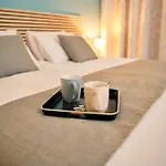 Le Chateau De La Seigne I Et D'hotes I Pres De Carcassonne Couette-café 5*