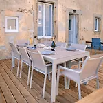 Le Chateau De La Seigne I Et D'hotes I Pres De Carcassonne 5* Villemoustaussou
