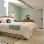 לינה וארוחת בוקר Le Chateau De La Seigne Pres De Carcassonne 5*