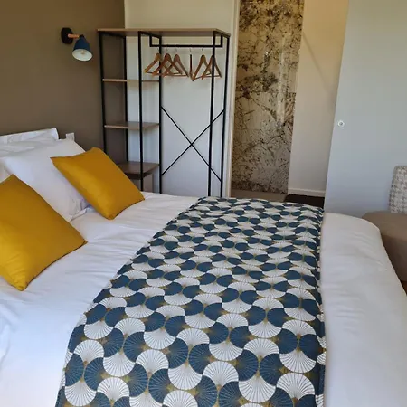Le Château De La Seigne Près De Carcassonne Couette-café 5*