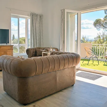 Bed & Breakfast Le Chateau De La Seigne