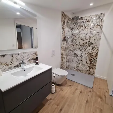 Le Château De La Seigne Près De Carcassonne Bed & Breakfast Villemoustaussou