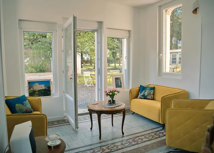 Le Chateau De La Seigne Pres De Carcassonne