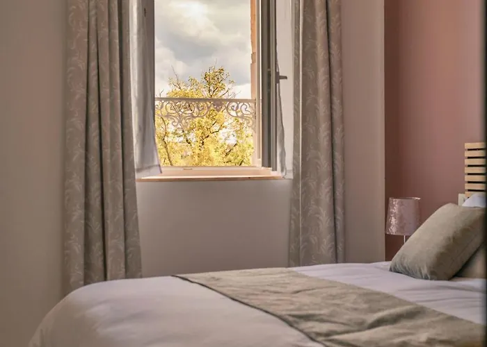 Le Chateau De La Seigne Pres De Carcassonne Villemoustaussou