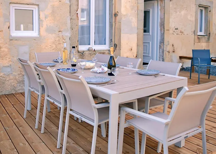 Le Chateau De La Seigne Pres De Carcassonne 5* Villemoustaussou